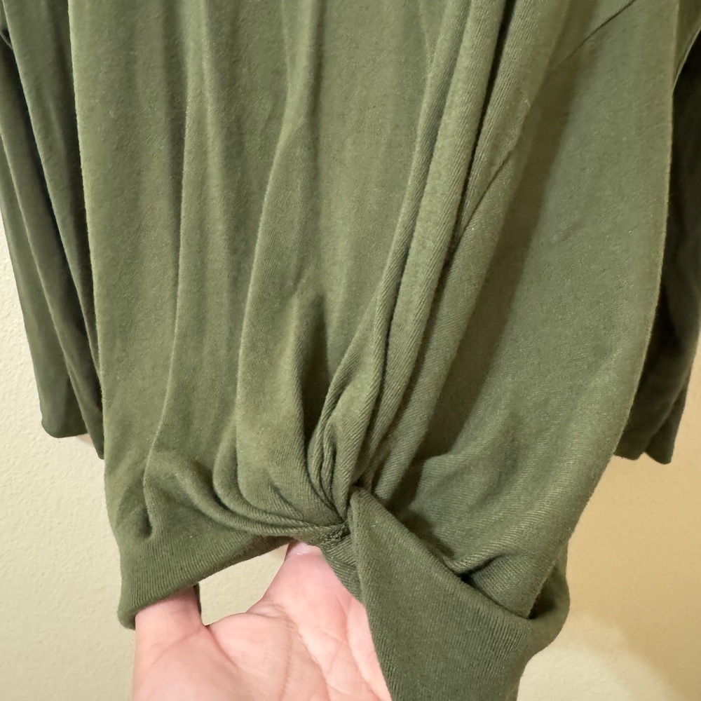 Niloufo 3XL Olive Green Long Sleeve Knot Front Top Plus Size - Picture 2 of 4